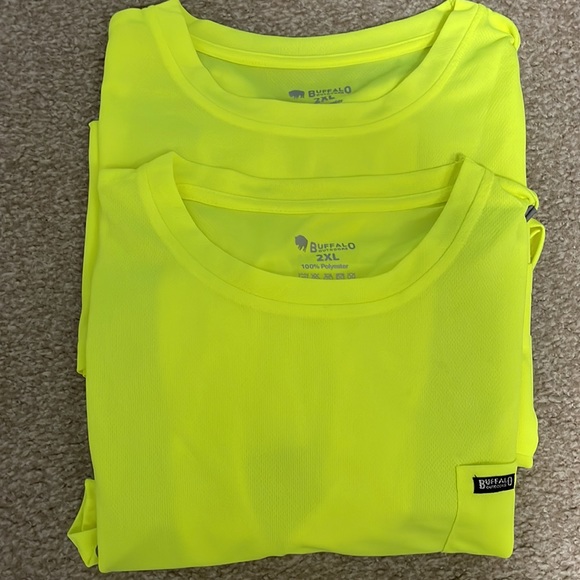 2 Safety shirts - Picture 3 of 4